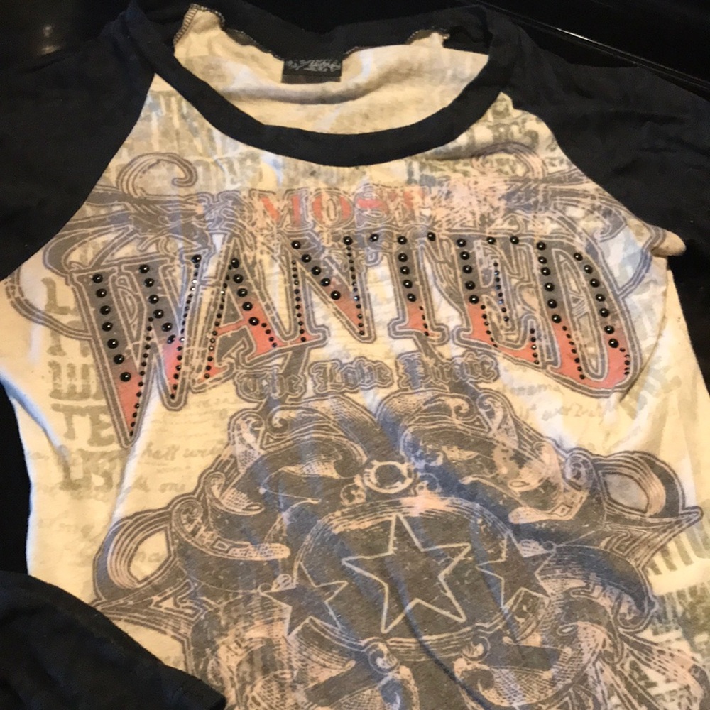 Buckle shirt